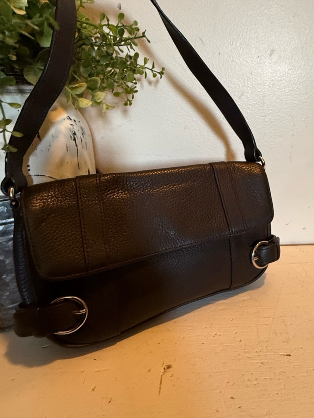 LOFT Dark Brown Baguette Pebbled Leather Shoulder Bag EUC - Picture 1 of 9